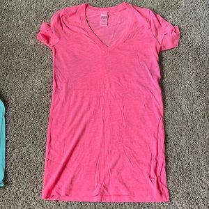 VS PINK tee